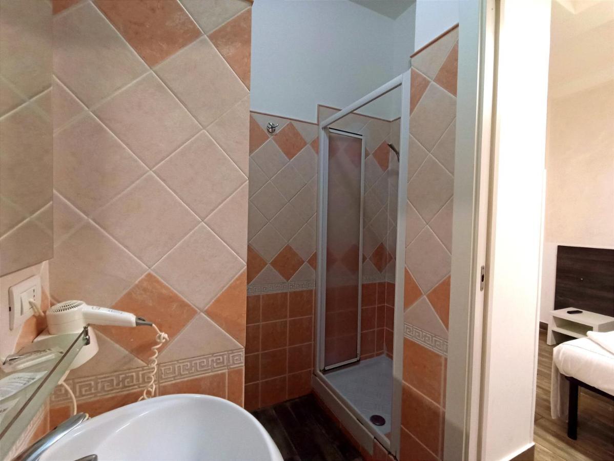 Tiburtina Guesthouse Rom Eksteriør billede