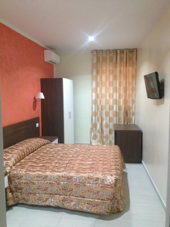 Tiburtina Guesthouse Rom Eksteriør billede